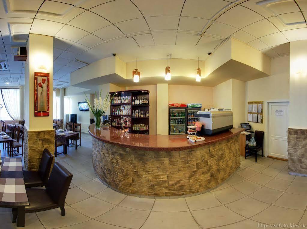 קייב Holosiyvsky Hotel מראה חיצוני תמונה