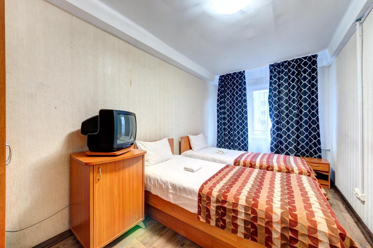 קייב Holosiyvsky Hotel מראה חיצוני תמונה