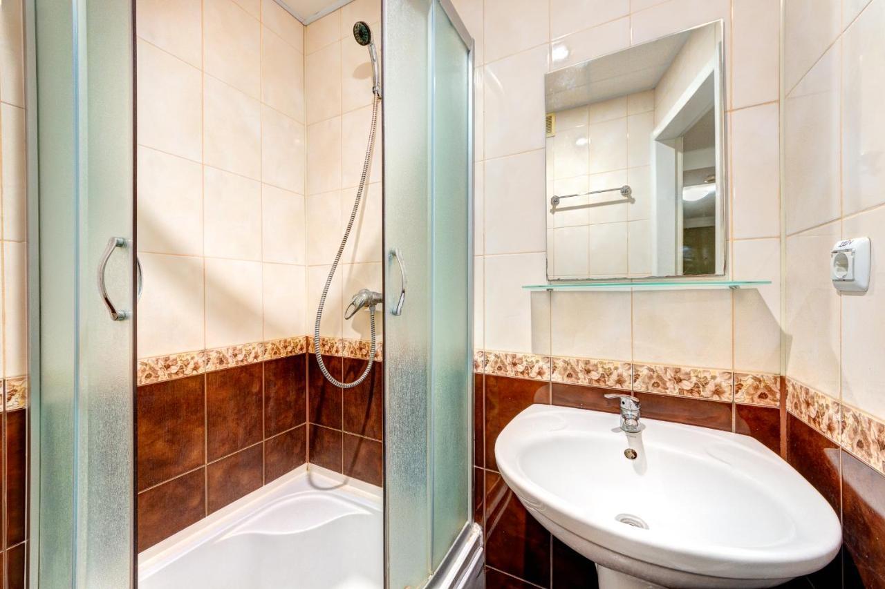קייב Holosiyvsky Hotel מראה חיצוני תמונה