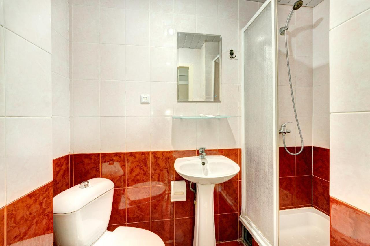 קייב Holosiyvsky Hotel מראה חיצוני תמונה