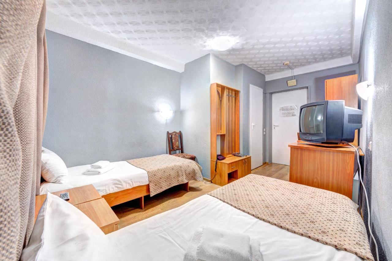 קייב Holosiyvsky Hotel מראה חיצוני תמונה