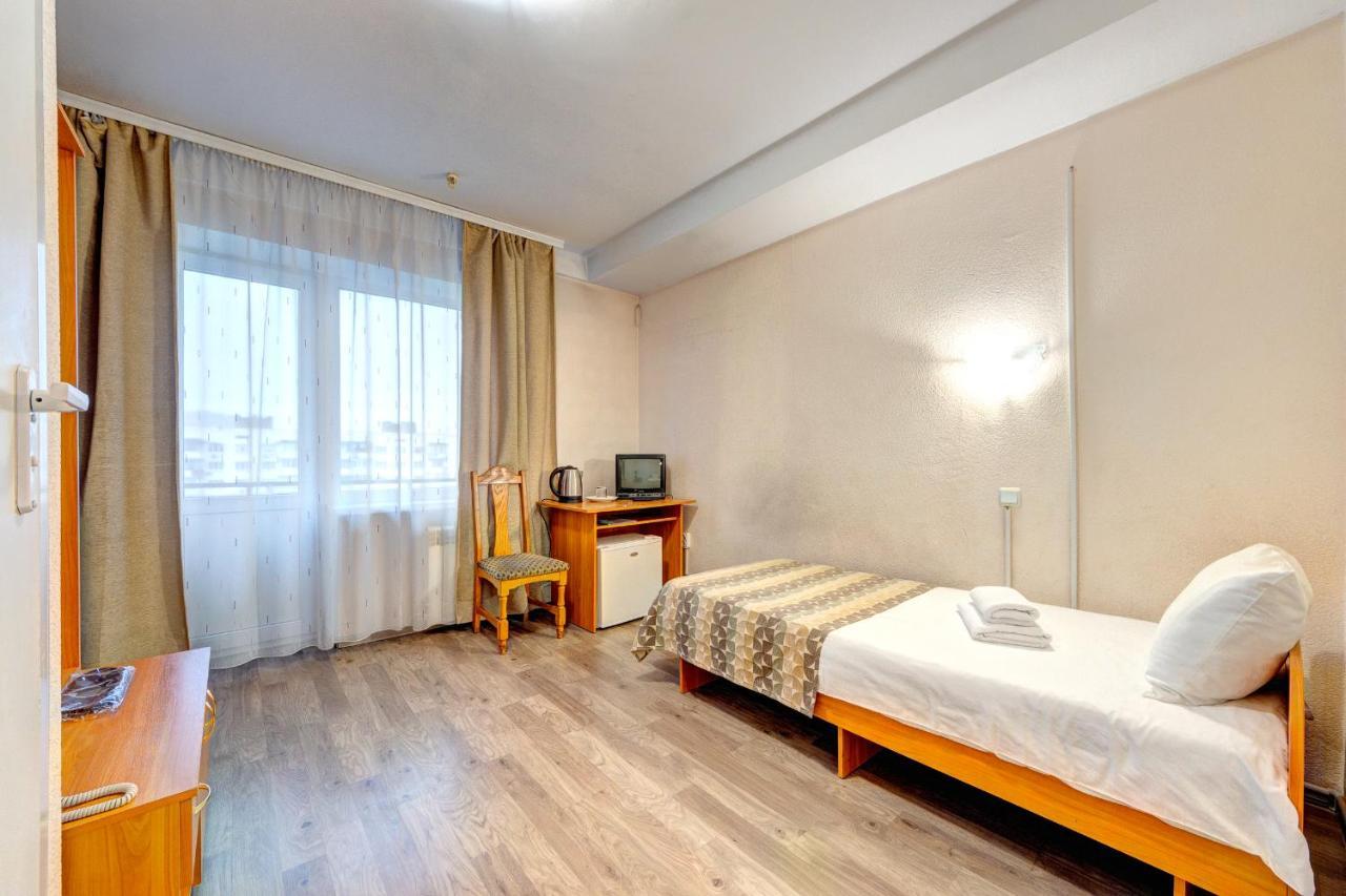 קייב Holosiyvsky Hotel מראה חיצוני תמונה