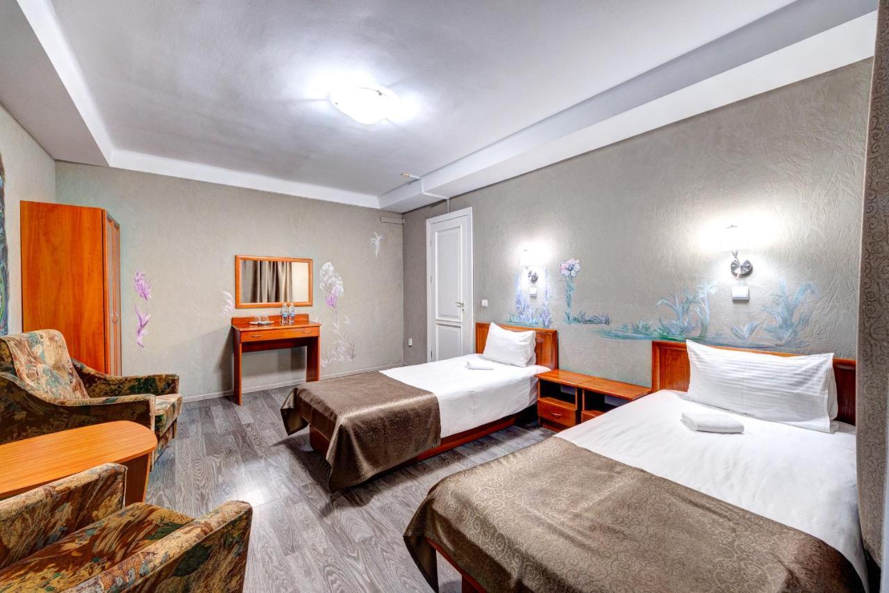 קייב Holosiyvsky Hotel מראה חיצוני תמונה